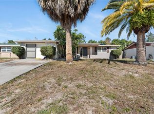 7207 Country Club Dr, Hudson, FL 34667