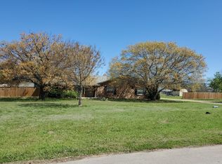 501 Reynolds Rd, Godley, TX 76044