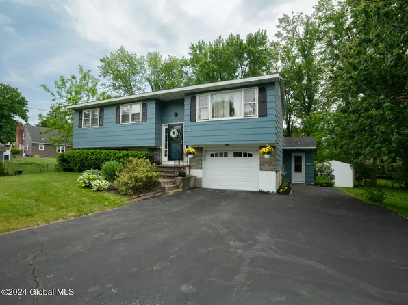 4 Shady Lane, East Greenbush, NY 12061