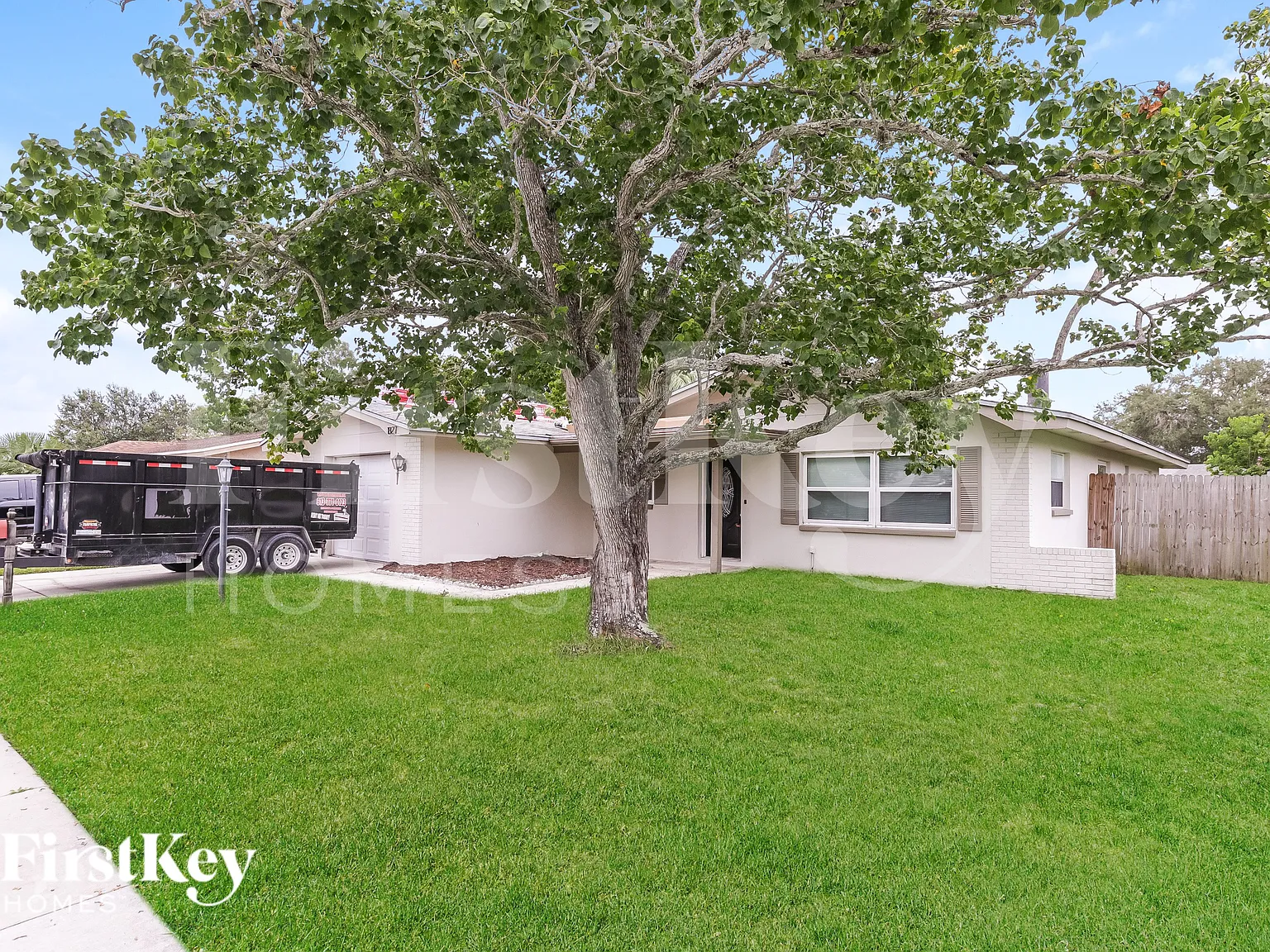 4 bed, 2.0 bath, 1595 sqft, $2,830 — Photo 2