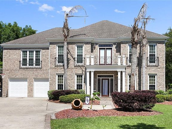 2nd image of 18 Muirfield Pl