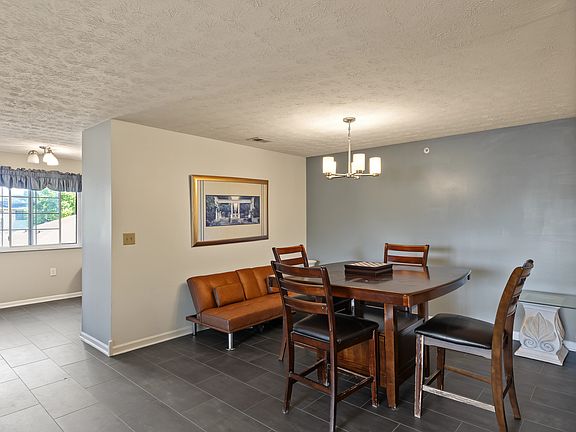 3rd image of 8750 Yardley Ct APT 208