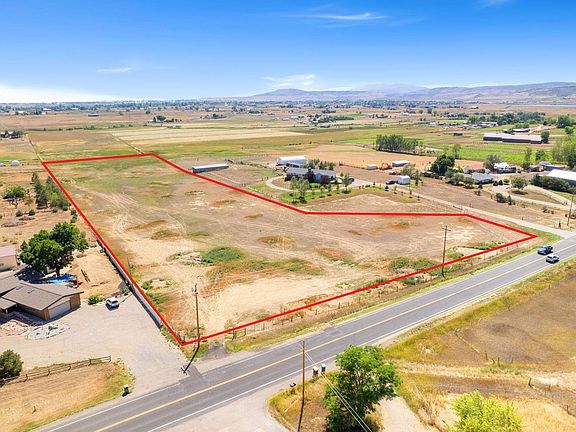 3rd image of 3613 W County Road 8