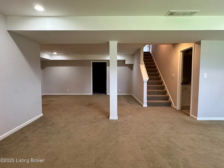 1606 Church Side Dr — Photo 17