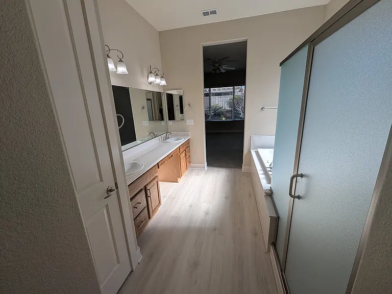 2678 Kingfisher Ln — Photo 10