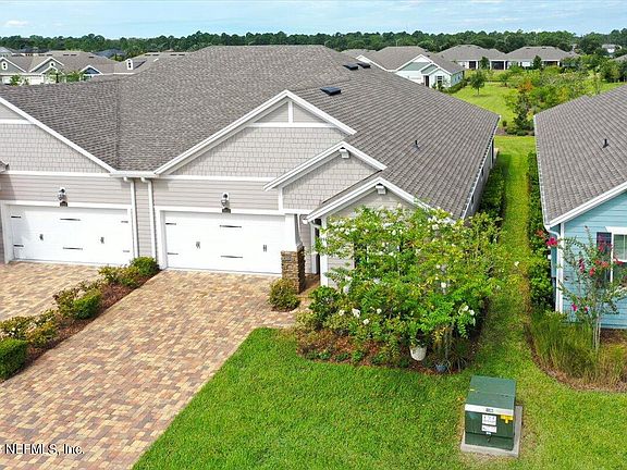 2nd image of 15113 VENOSA Circle