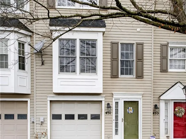 451 Cherryhill Dr, Bridgeville, PA 15017