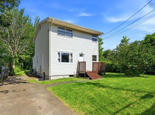 75 Courtney Rd, Dartmouth, NS B3A4C3