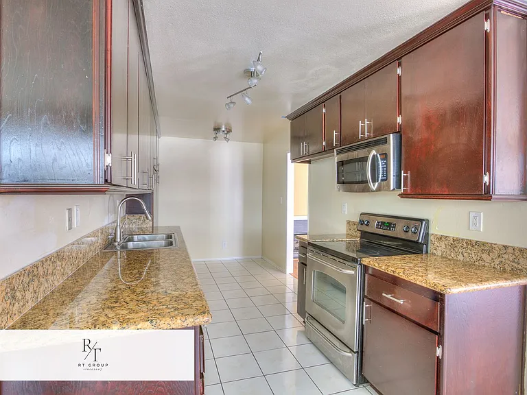 125 S Sierra Madre Blvd #104 — Photo 12