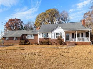 12201 Old White Horse Rd, Travelers Rest, SC 29690