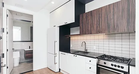 1540 Putnam Avenue, #1D