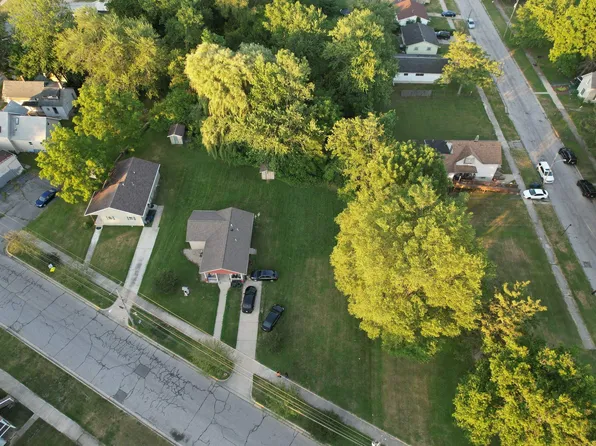 222 Willard Ave, Michigan City, IN 46360
