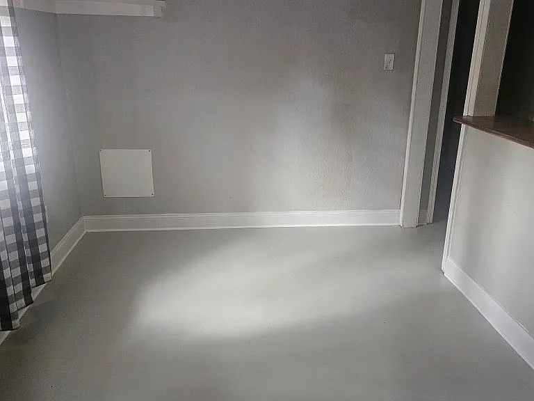 32697 Cynthia Dr — Photo 2