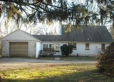 1st image of 213 Gale Ln