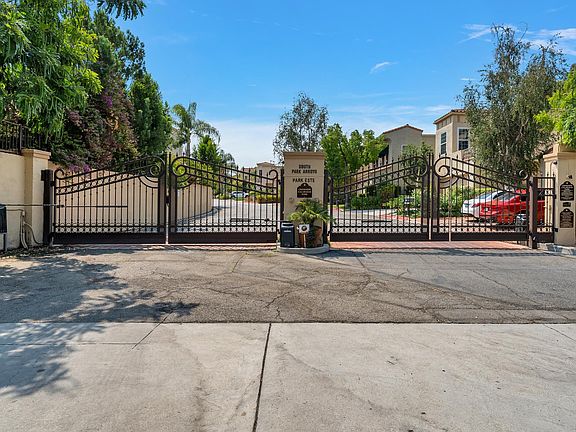 4th image of 4305 Park Arroyo