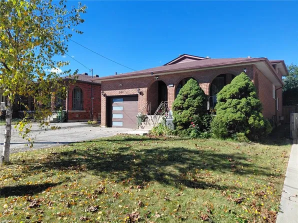 244 Guildwood Dr, Hamilton, ON L9C 6W8