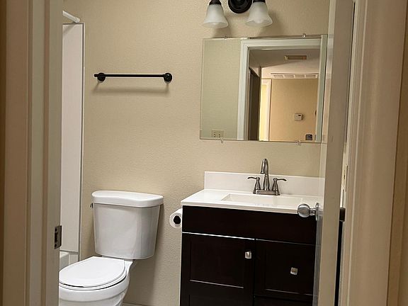 5th image of 1714 Avondale Ave #2