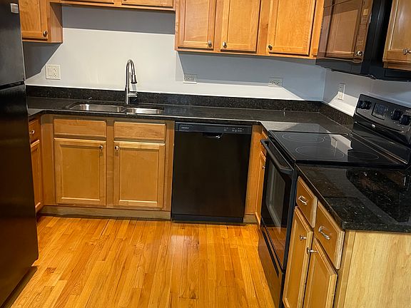 3rd image of 8581 W 101st Ter #7-207