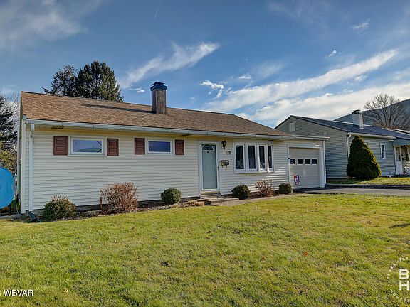 2nd image of 537 Sylvan Dr S