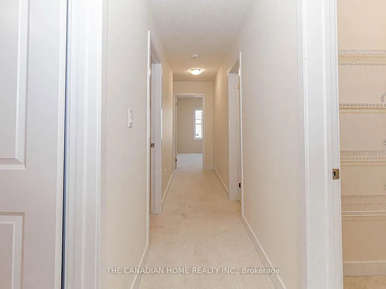 10 Sunflower Cres — Photo 35