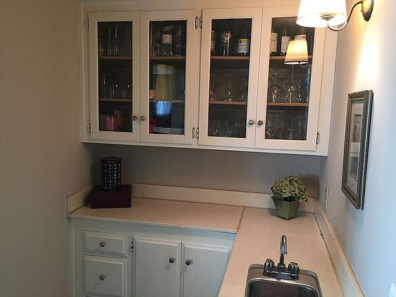 5th image of 2335 Dana Ct