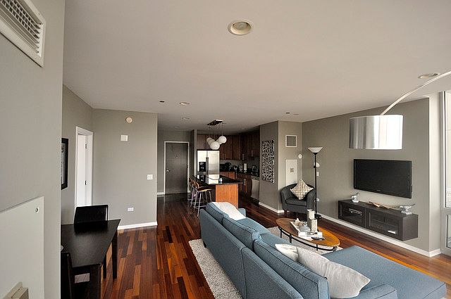 1st image of 737 W Washington Blvd APT 2806