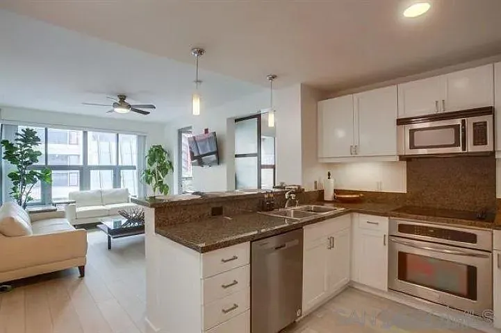 1150 J St #418 — Photo 3