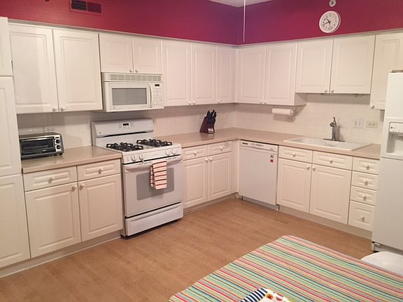5th image of 55 S Hale St Unit 105