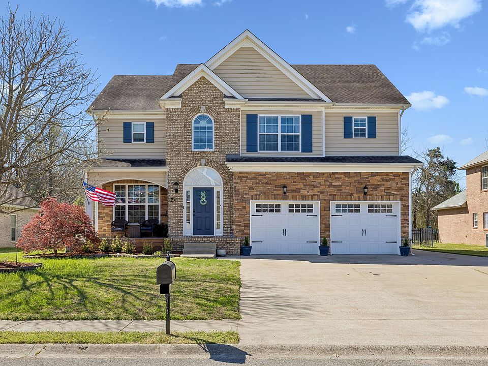 1st image of 954 Willow Cir