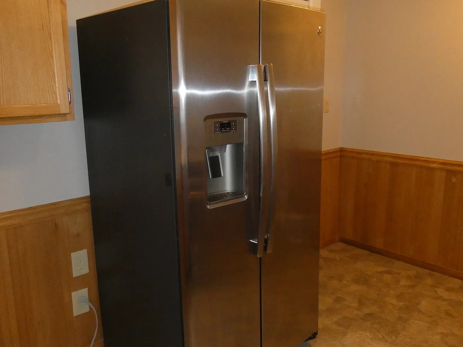 1 bed, 950 sqft, $1,300 — Photo 2