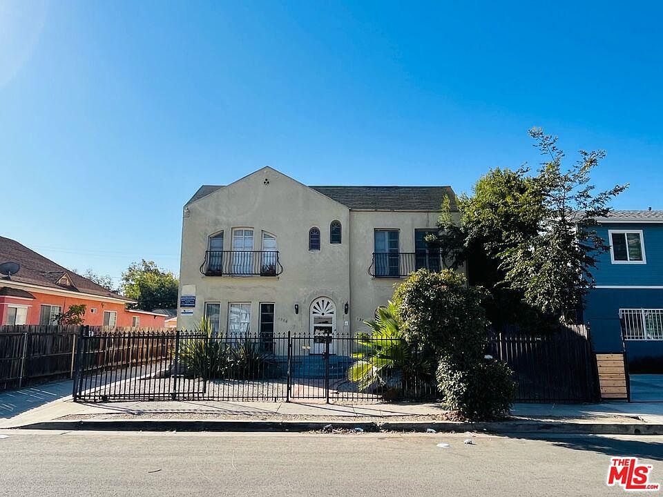 1st image of 1906 W 23rd St