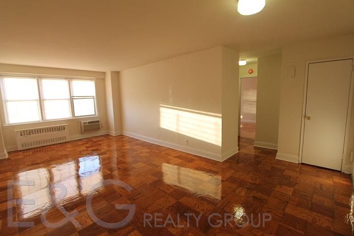 1st image of 18311 Hillside Ave APT 3L