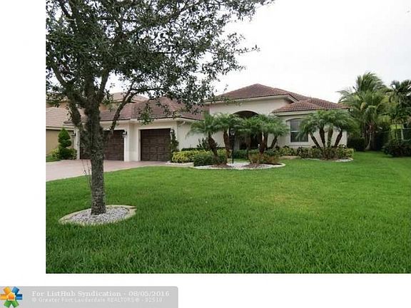 2nd image of 10963 NW 70th Ct