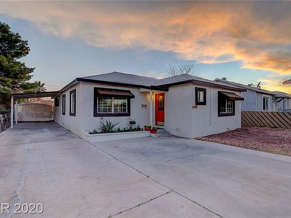 3rd image of 2308 E Mesquite Ave