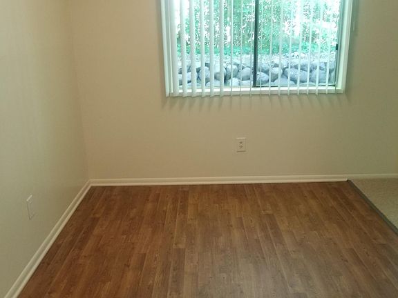 5th image of 1525 Natalie Ln APT 106