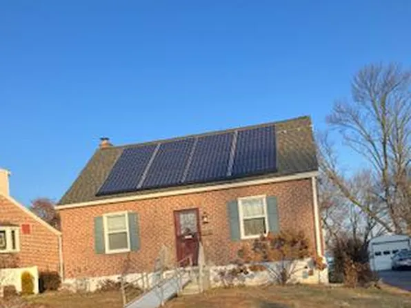 1436 Sharon Park Dr, Sharon Hill, PA 19079