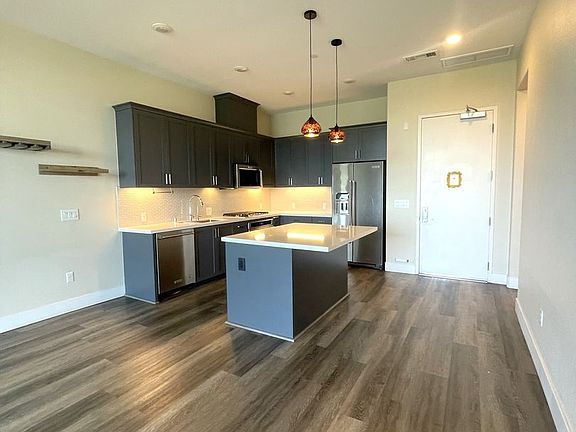3rd image of 45128 Warm Springs Blvd #407