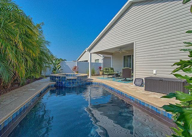 1st image of 2463 Gladiolas Ct