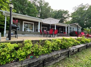 320 Maxine Nelson Rd, Parsons, TN 38363