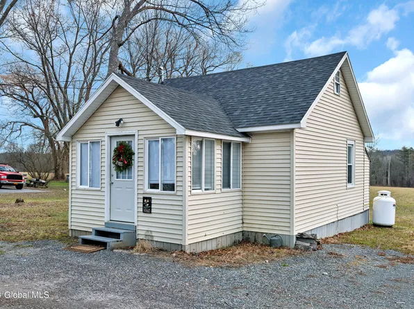 1860 County Route 41, Greenville, NY 12083