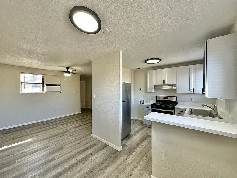 Newly Remodeled! Viewable November 8th! — Photo 8