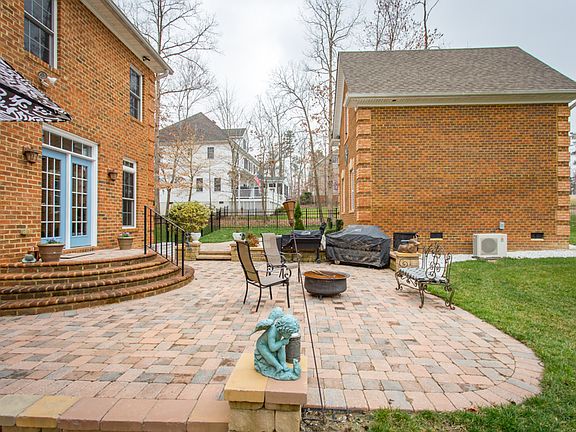 4th image of 12030 Dunnottar Dr