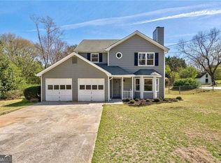4132 Wrexham Dr, Snellville, GA