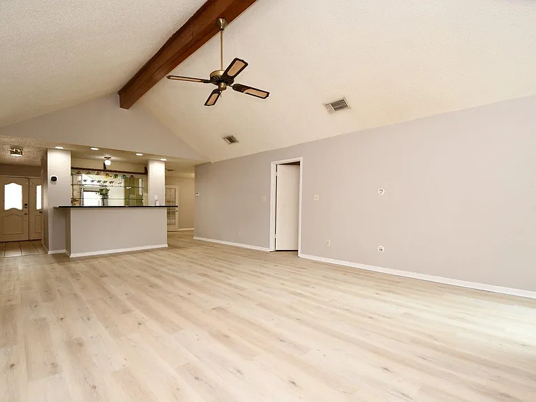 1947 Mayweather Ln — Photo 47
