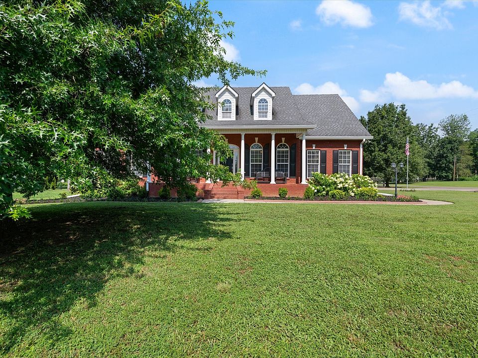 1st image of 101 Winchester Ln