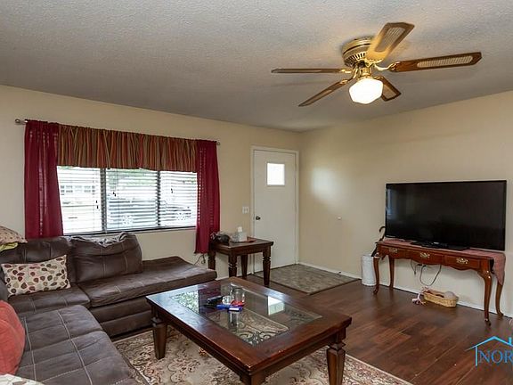 4th image of 4310 Beck Dr