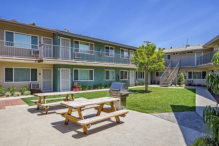 1st image of 13919 Coteau Dr APT 12
