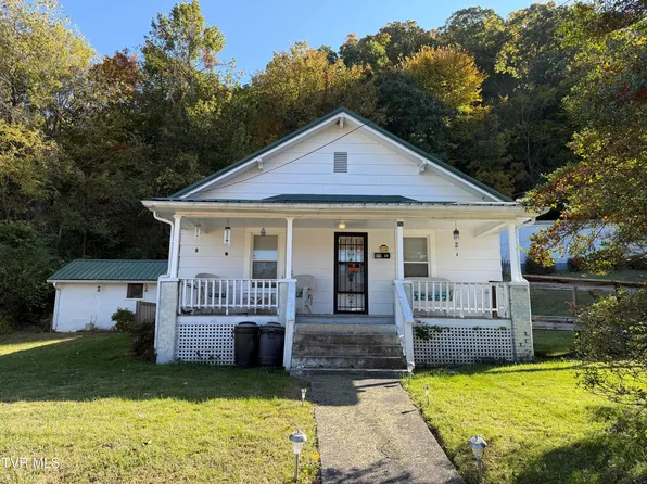 119/121 School House Rd, Elizabethton, TN 37643