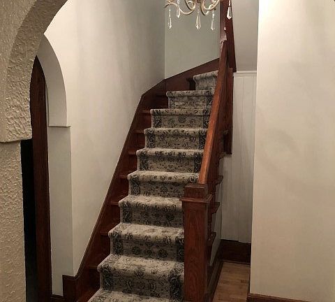 4th image of 1011 Vilas St