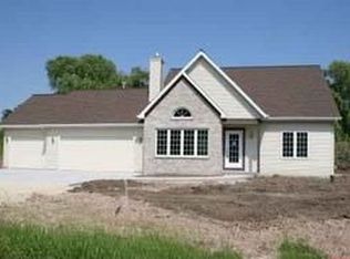 N513 Schroeter Dr, Random Lake, WI 53075